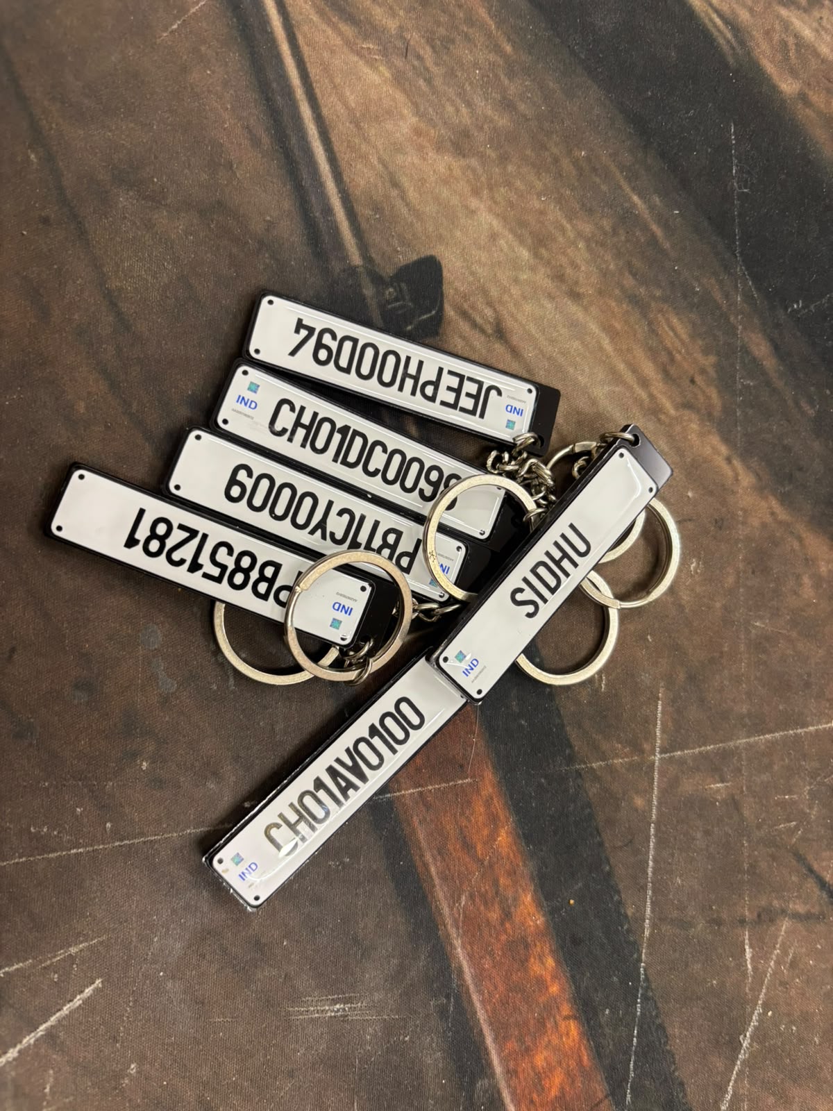 Number Plate Metal Keychain | Personalized Car Registration Keychain | - Elite Auto Mods